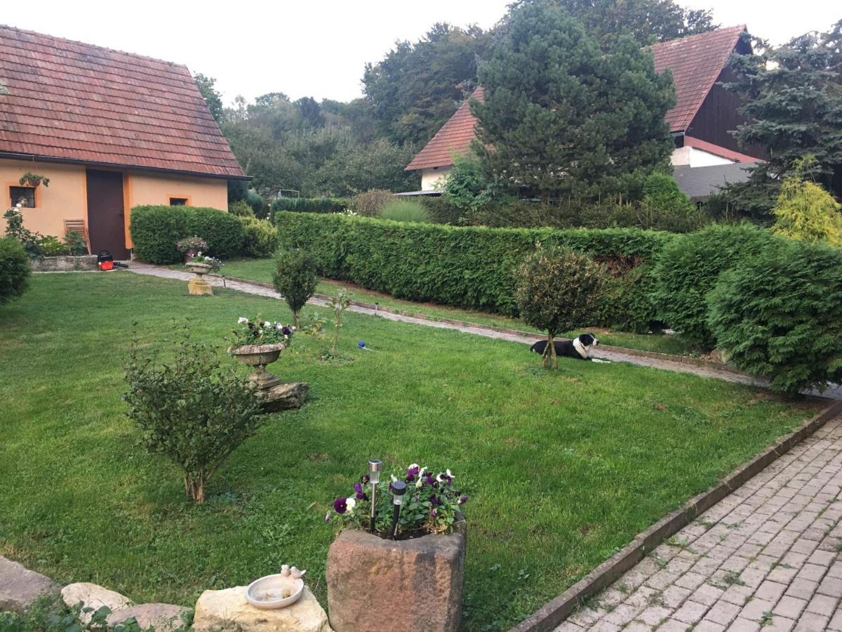 Penzion Slunovrat Běstvina Exteriör bild